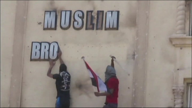 Egyptian court bans Muslim Brotherhood