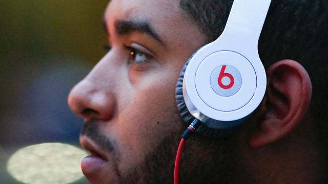 Is Apple dropping Beats?