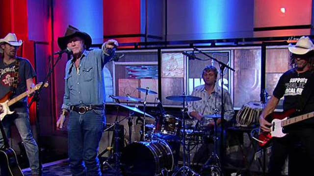 Billy Joe Shaver sings 'That’s What She Said Last Night'