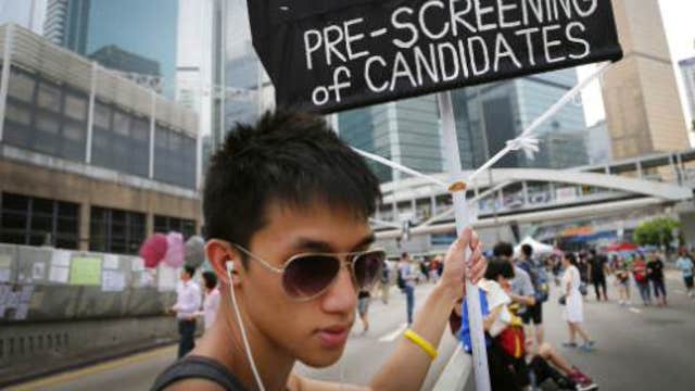 Hong Kong's government to meet with protesters