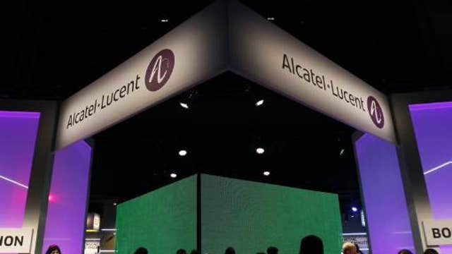 Alcatel-Lucent cuts 10,000 jobs