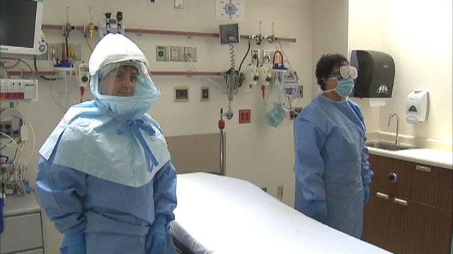 HHS Secretary: There will be other Ebola cases in U.S.