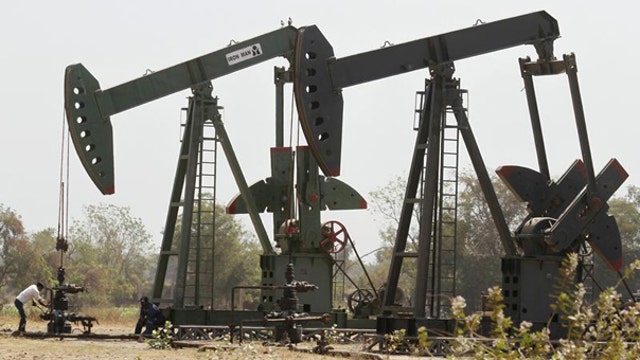 Crude oil settles at lowest level since June 2012