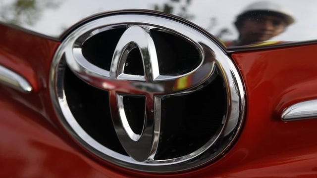 Toyota recalls 1.75M vehicles