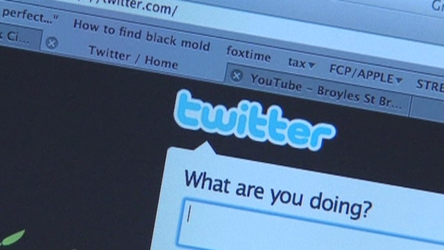 Twitter tries to win over investors in IPO road show