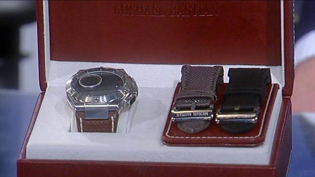 Michael Bastian, Gilt design fashion-forward smartwatch