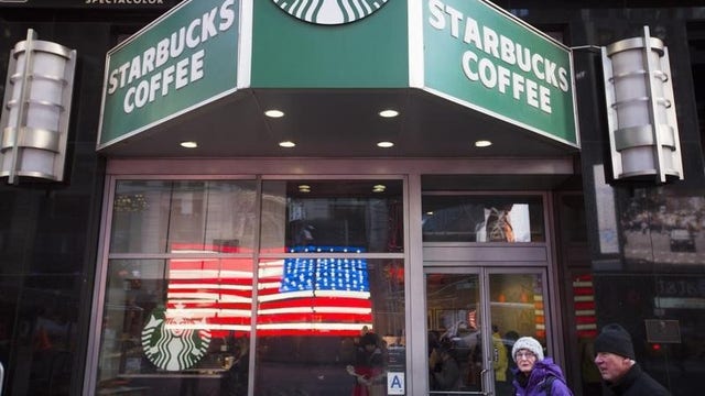 Starbucks CEO pays respect to veterans