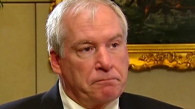 Boston Fed President Eric Rosengren says it’s important to be patient on rate hikes until a strong economic recovery is in place.