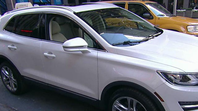 Up close with Lincoln's 2015 MKC