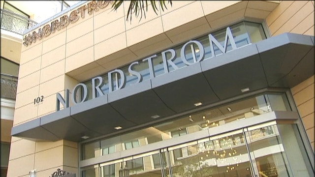 SureVest Wealth Management CEO Robert Luna and Trading Advantage senior market analyst Alan Knuckman on Nordstrom’s third-quarter earnings and the stocks to boost investors’ portfolios.