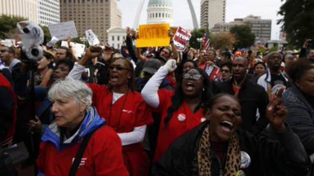 Tensions rise in Ferguson ahead of grand jury decision