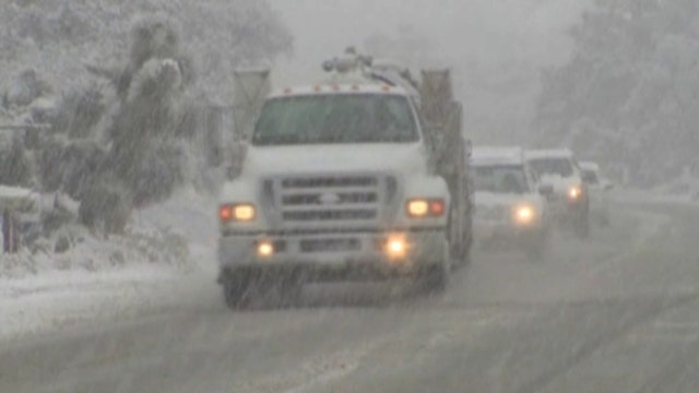 Storm threatens Thanksgiving travel, retail