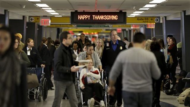 How to avoid a Thanksgiving travel headache