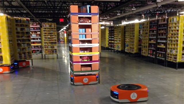 Robot elves help Amazon deliver Christmas wishes