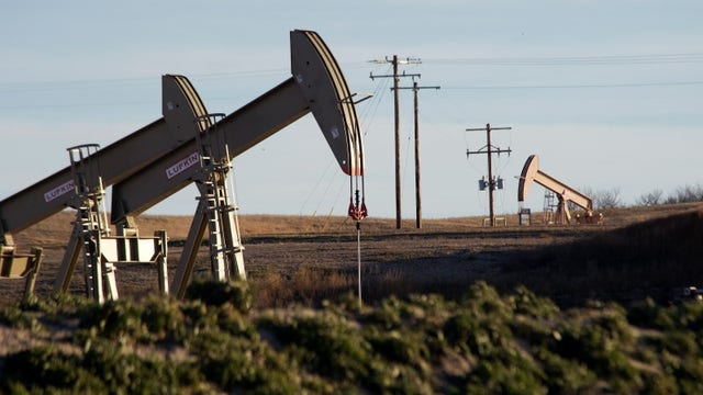 Can oil producers out last low prices?