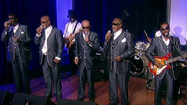The Blind Boys of Alabama sing ‘Merry Christmas to You’