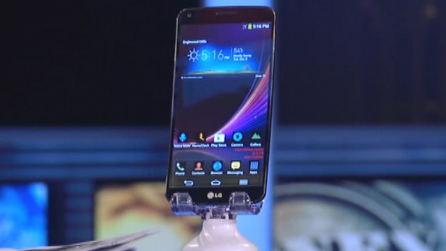 LG unveils curved smartphone