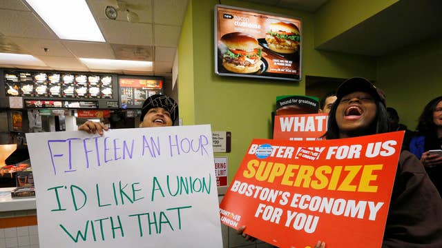 White Castle VP Jamie Richardson, BMGI CEO David Silverstein and FBN’s David Asman discuss the wage rage protestes going on nationwide for a minimum wage bump.