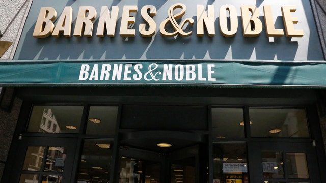 Barnes & Noble shares fall on SEC probe