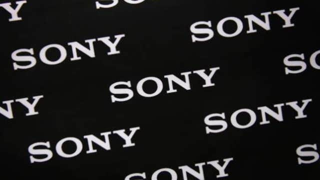 Sony hackers threaten ‘war’