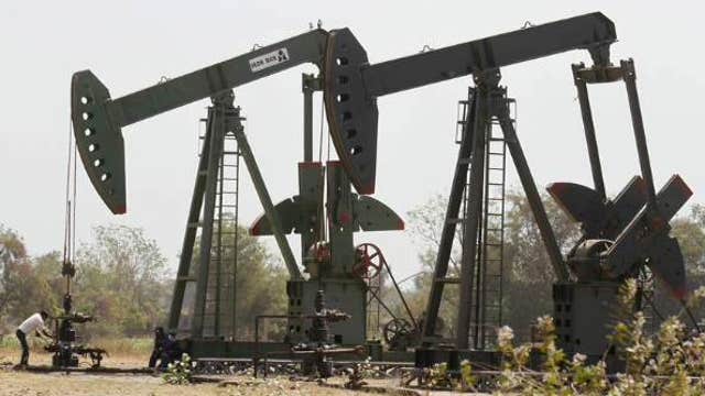 Will oil prices remain low in 2015?