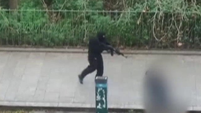 Manhunt underway for gunmen involved in Paris terror attack