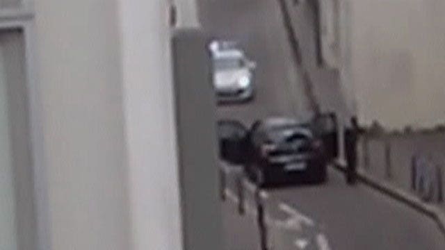 Raw video of Cherif and Said Kouachi's shootout with police