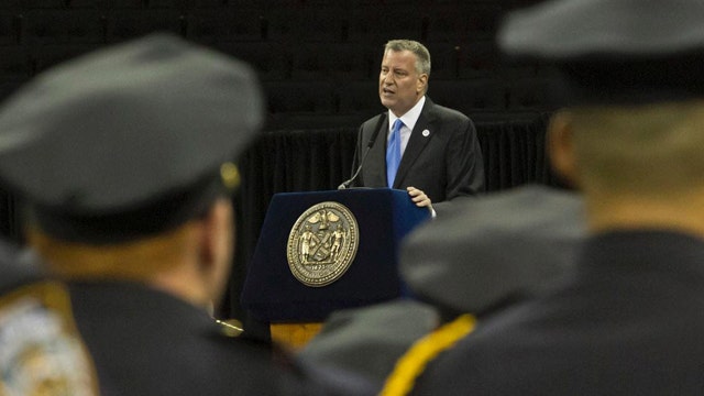 Was it wrong for police to turn back on NYC mayor?
