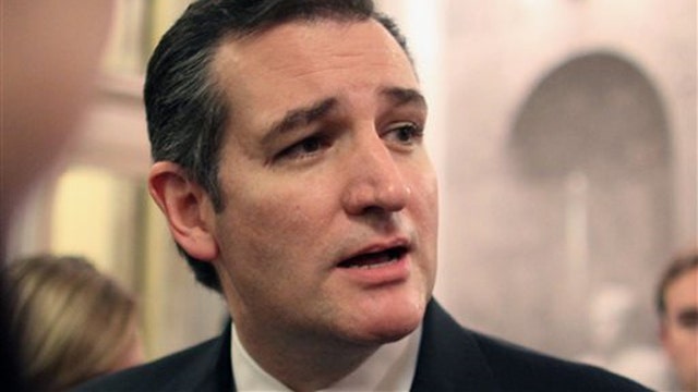 Sen. Ted Cruz hits GOP establishment in speech to Tea Party