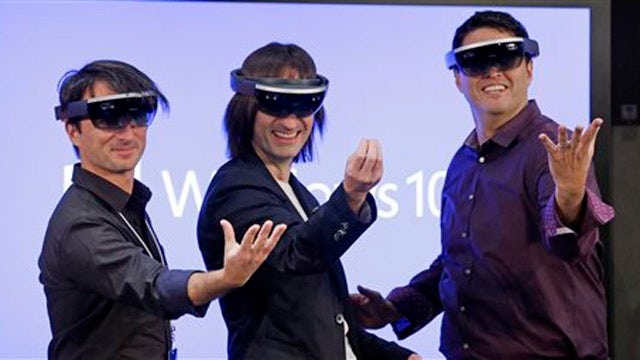 Microsoft is going 3-D