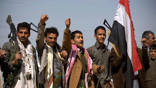Shiite rebels hold Yemeni president captive