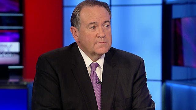 Huckabee talks Yemen, 2016 race and new book