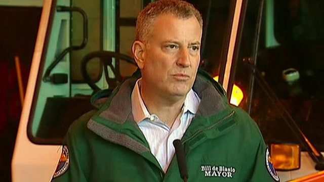 NYC Mayor de Blasio says be prepared for blizzard 