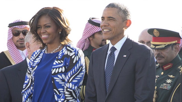 Fake outrage over Michelle Obama sans headscarf?