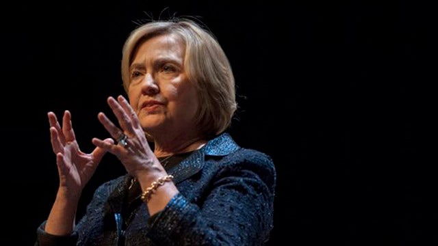 Bagaimana cara mengalahkan Hillary Clinton
