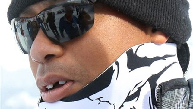 Tiger Woods speaks out about missing tooth