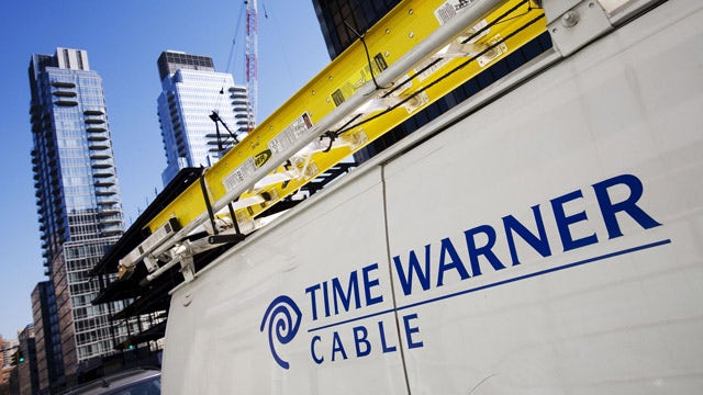 Time Warner cable subscriptions down
