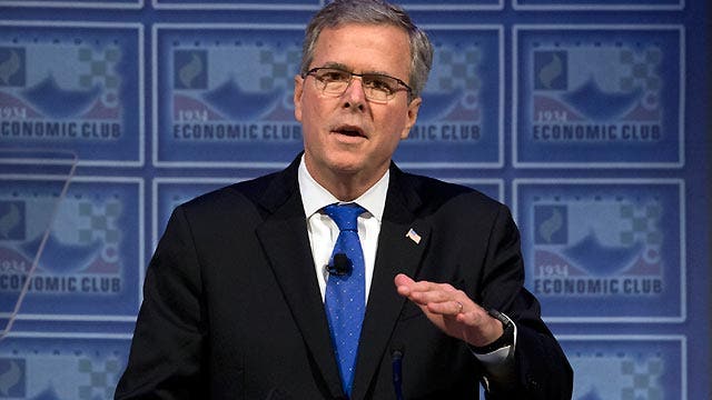 Bush lays out thoughts on economy, immigration in Detroit