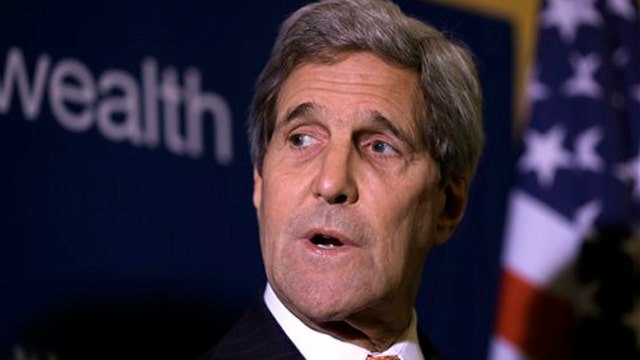 Sec'y Kerry travels to Ukraine as US weighs sending arms