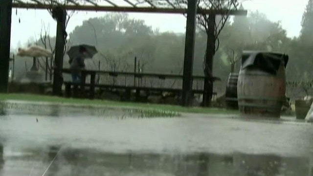 Heavy Storm Causes Flooding Power Outages Along West Coast Fox News Video 2860
