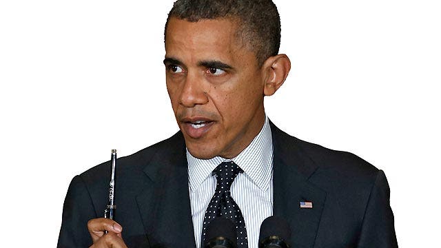 Obama's pen and phone and 2016