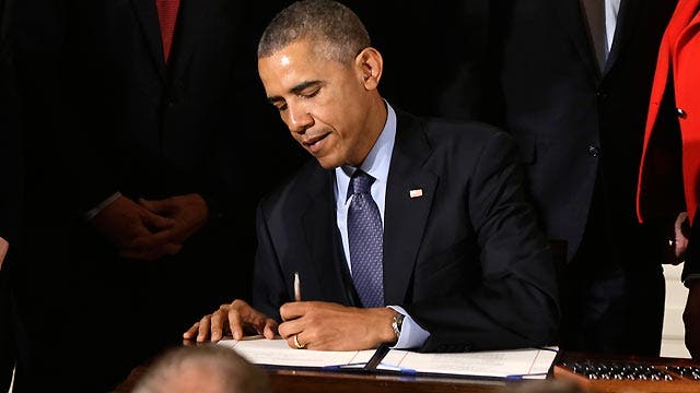 President Obama signs veterans suicide prevention bill