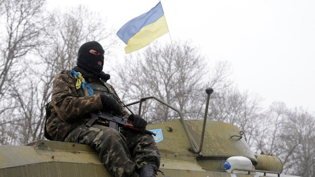 Clashes in Ukraine threaten to unravel peace deal
