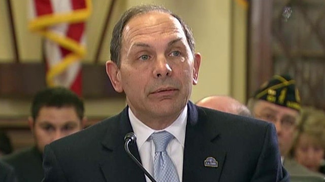 New documents cast doubt on VA firing claims