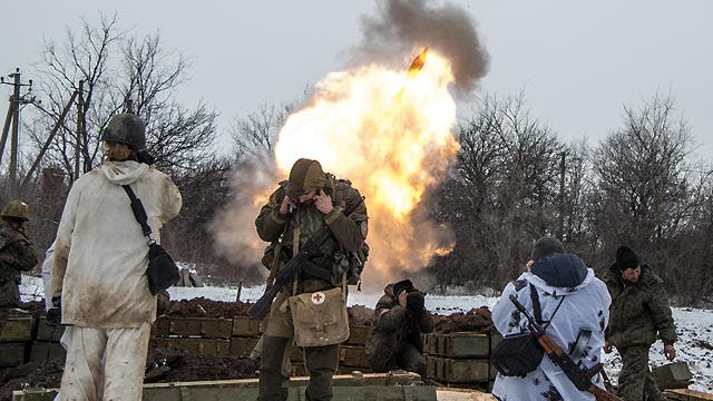Cease-fire deal fails to stop battle for key Ukrainian town