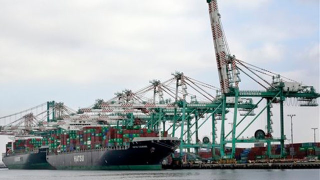 Cargo companies present dockworkers with 'final offer'