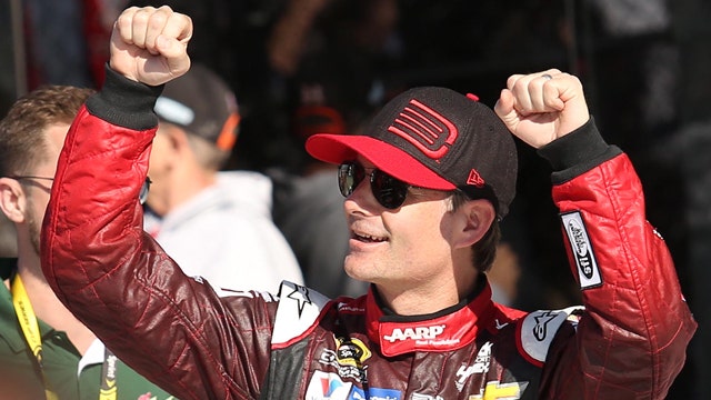 Jeff Gordon wins pole for final Daytona 500