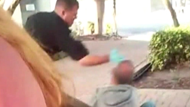 Cop shoves homeless man to ground, slaps him in face