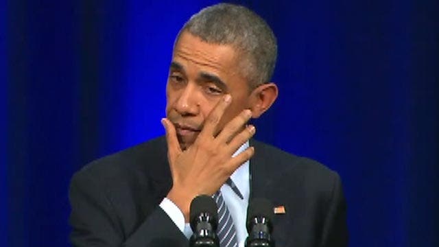 Obama gets emotional at Eric Holder ceremony