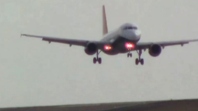 Pilots battle incredible crosswinds